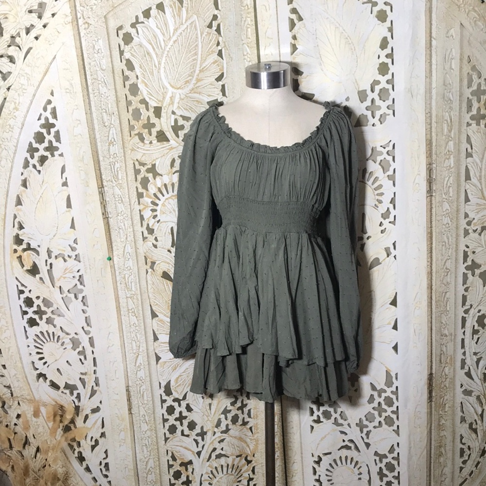 Green Long Sleeve Ruffle Dress